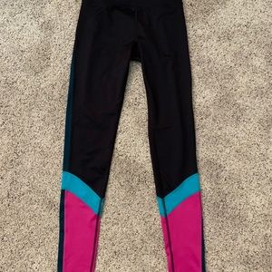 Athletic leggings